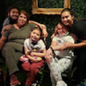 Meet your Posher, Delia